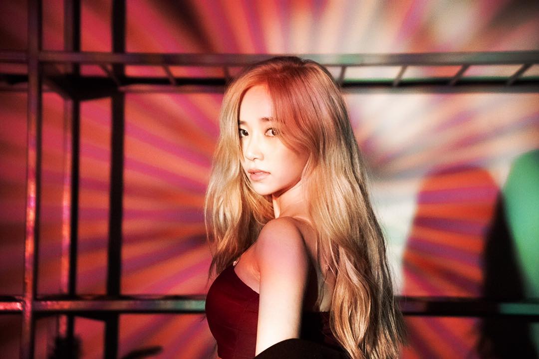 46305327_216913962554084_319742345131285