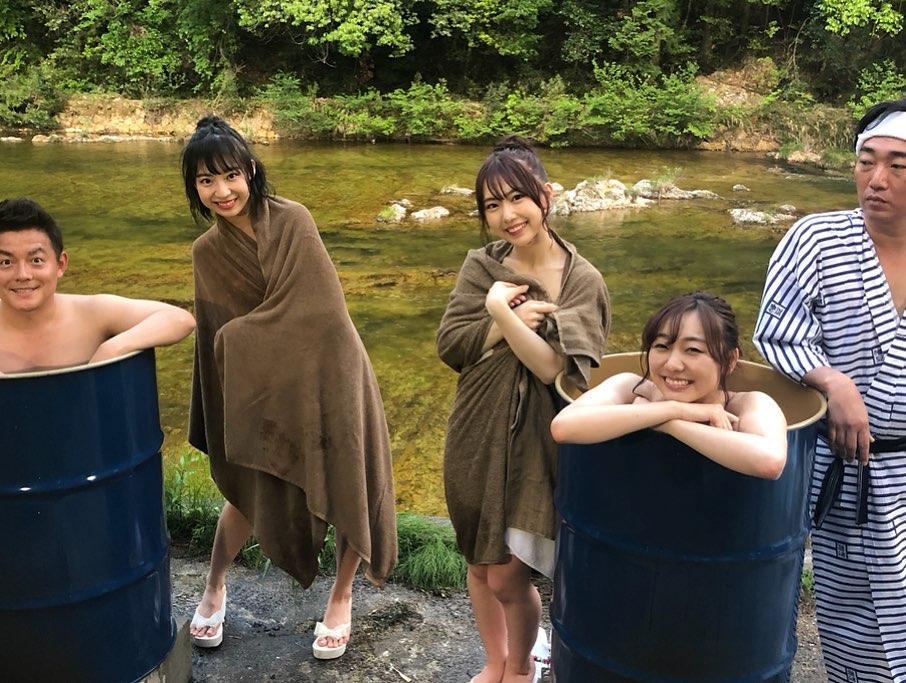 ドラム缶　風呂　女子 